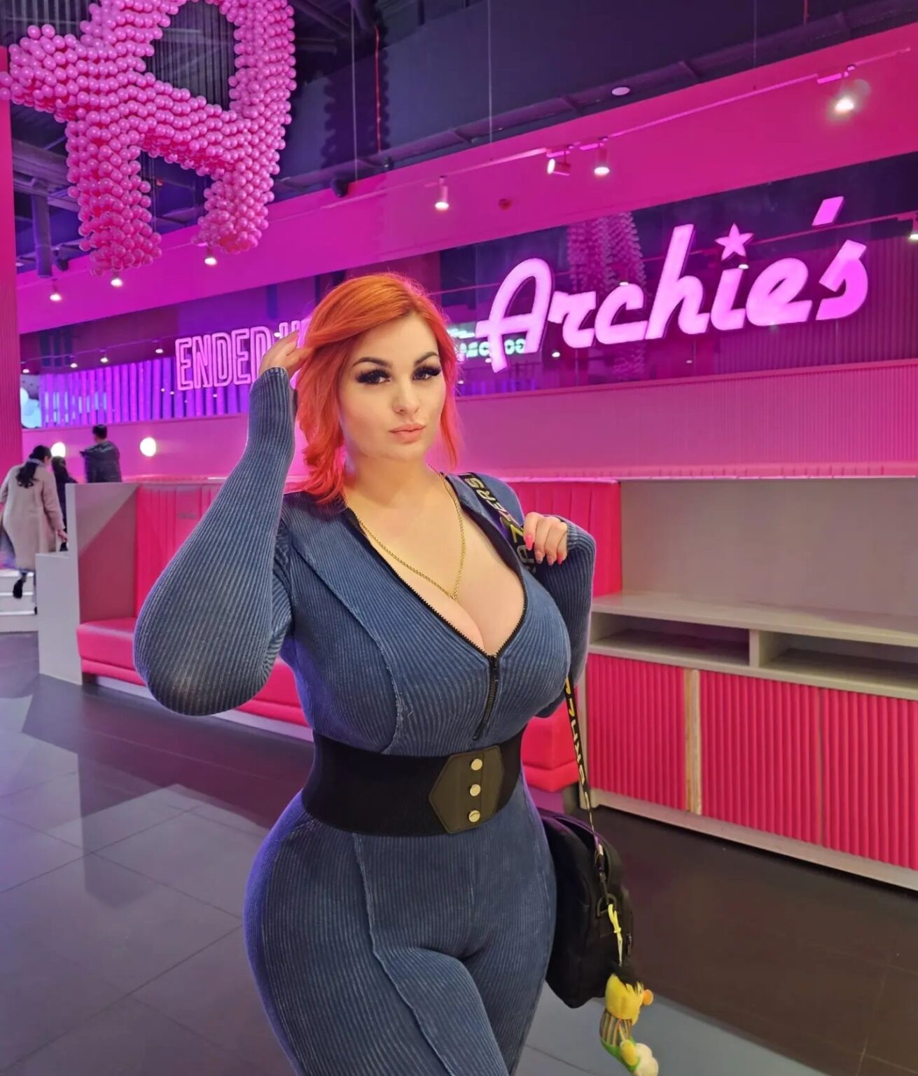 Abigail Morris Bio, Age, Career, Net Worth, Height, Education,