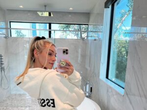 Therealbrittfit Bio, Age, Career, Net Worth, Height, Education,